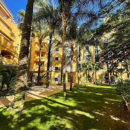 Family Beachside 3br In Area! Marbella