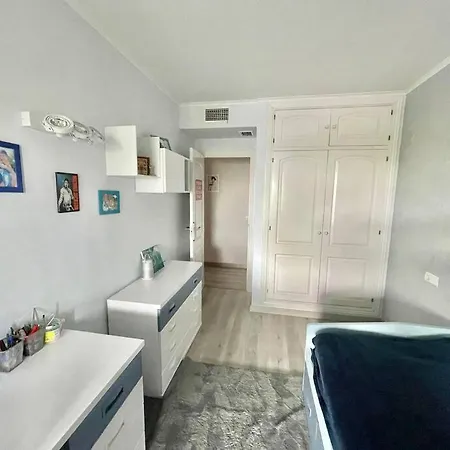 Family Beachside 3br In Area! * Marbella