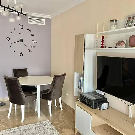 Apartment Family Beachside 3br In Area! Marbella